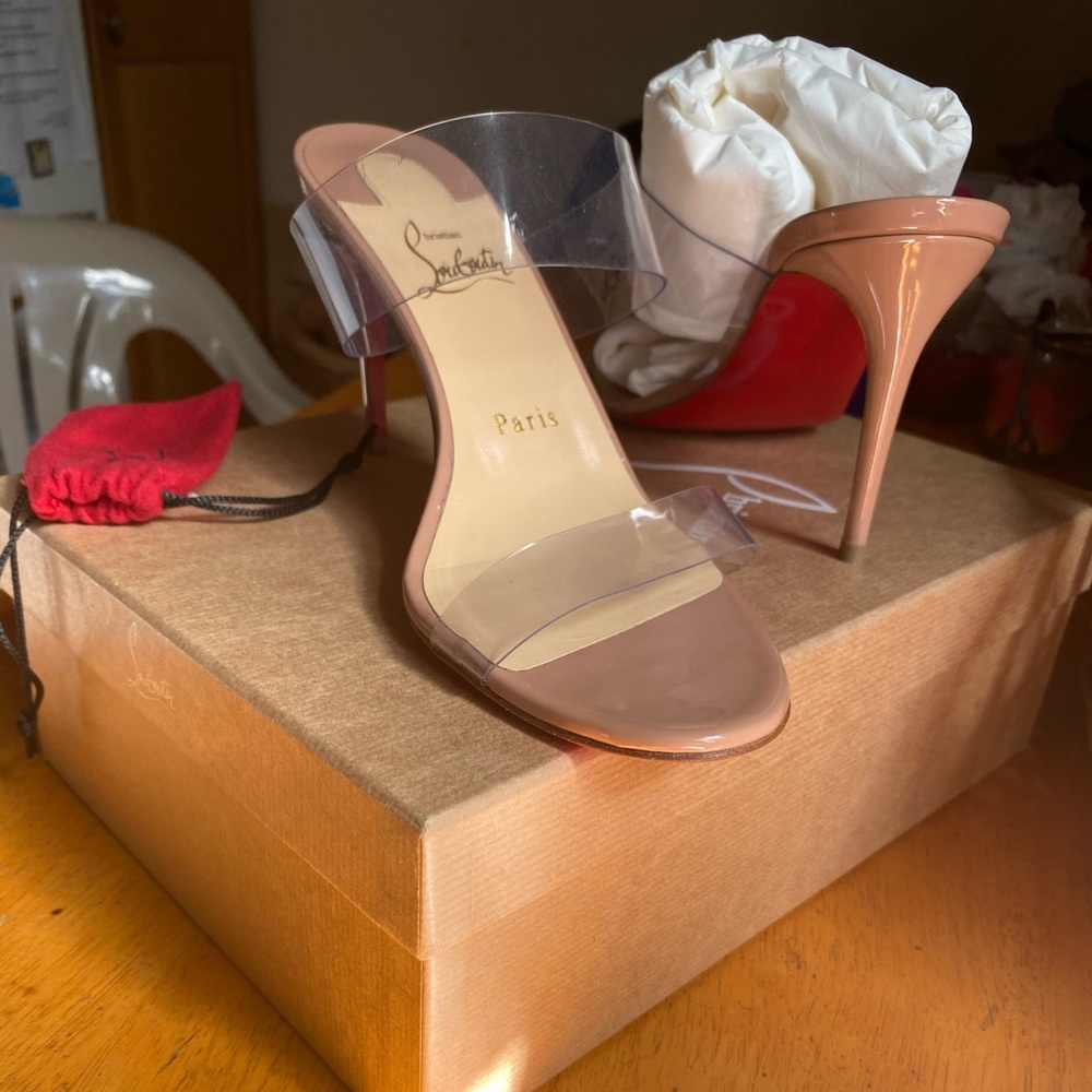 Christian louboutin JUST NOTHING PATENT/PVC